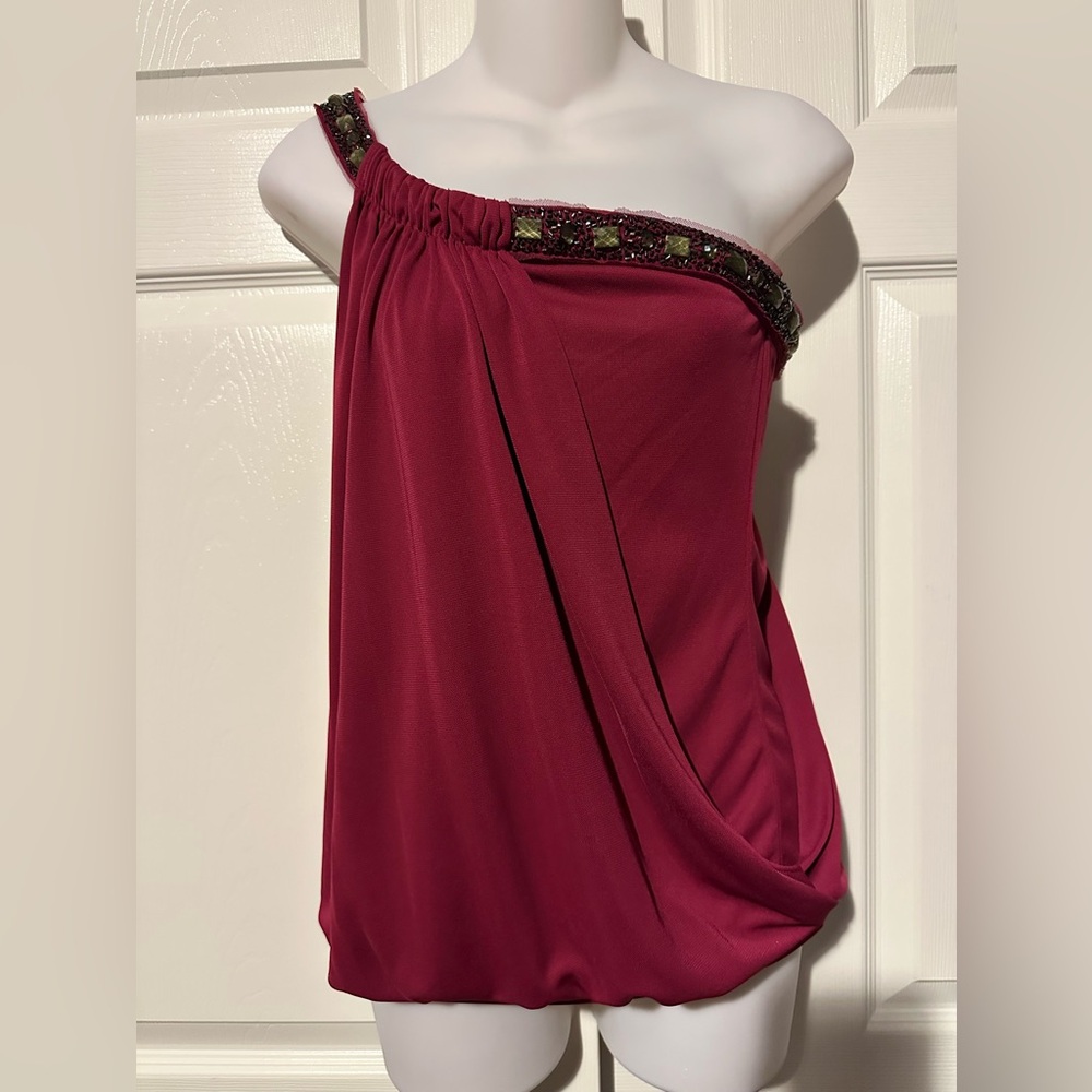 Elegant Burgundy magenta One-Shoulder Top beaded BCBGMAXAZRIA XS BCBG